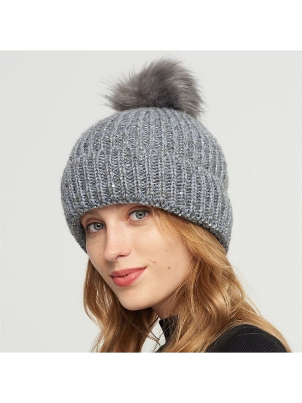 TRÏBE Gray Knit Winter Hat Toque with Faux Fur Pom pom NWT